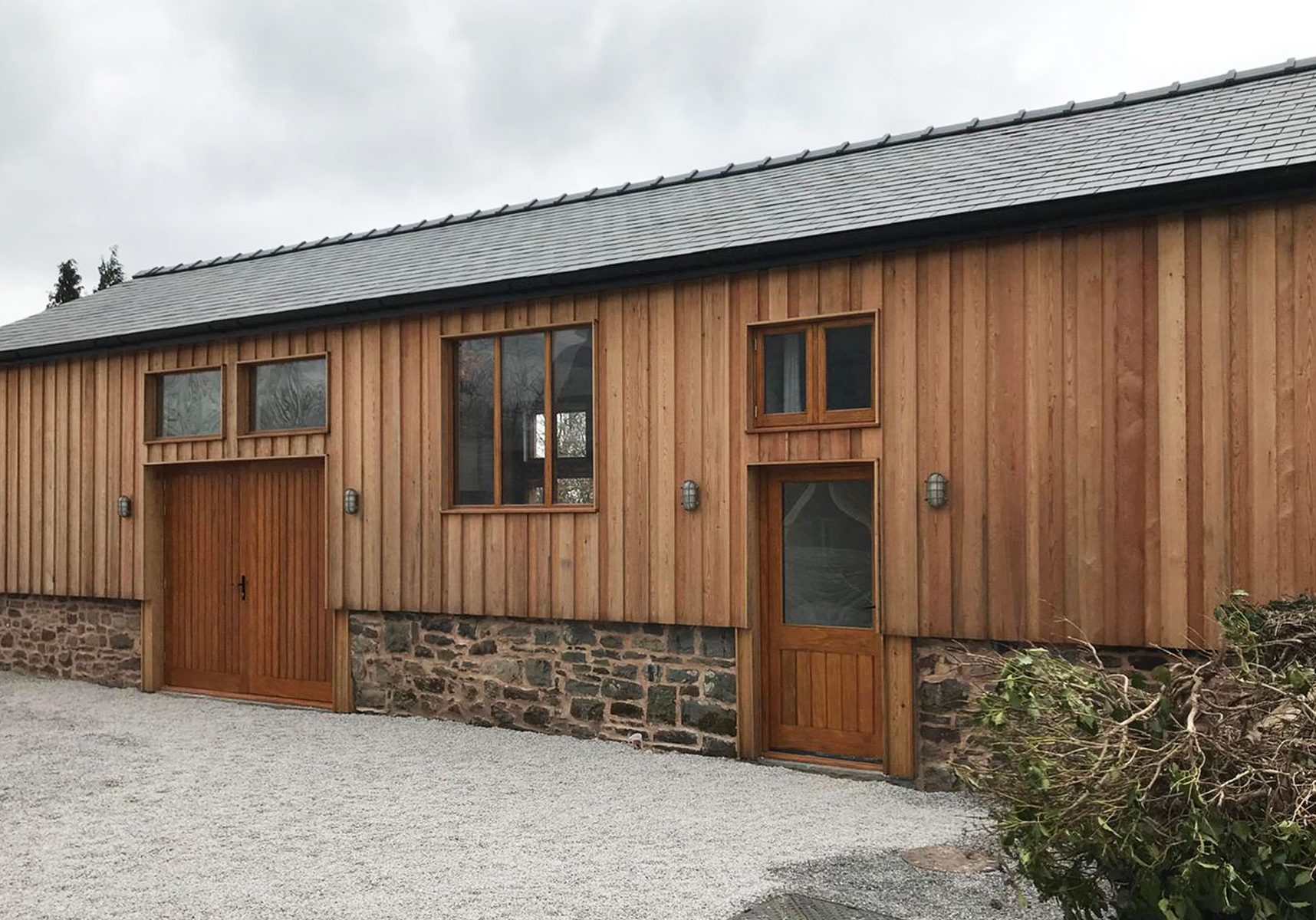 mj_builders_abergavenny_hero_1 mj_builders_abergavenny_hero_1